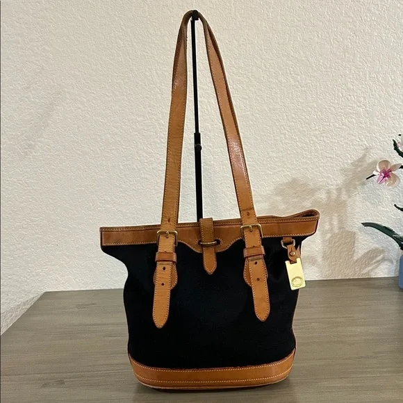 Vintage Dooney & Bourke Cabriolet Black Canvas / Leather Trim Bucket Bag - Picture 1 of 12
